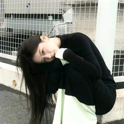雨中的伊莲娜